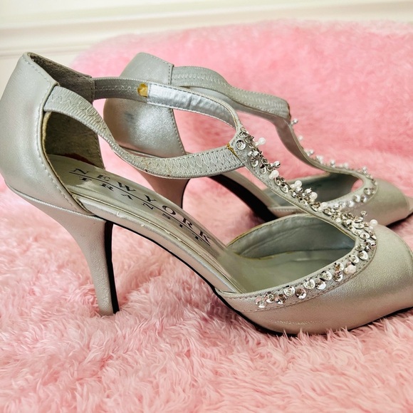 New York Transit Silver Embellished Women's Heels - Picture 5 of 8